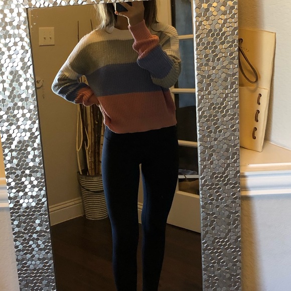 Cropped sweater - Picture 1 of 3